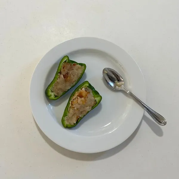 ピーマンにコロッケを詰めた写真（撮影：grape編集部）