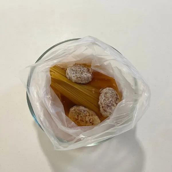 アイラップに材料を入れた写真（撮影：grape編集部）