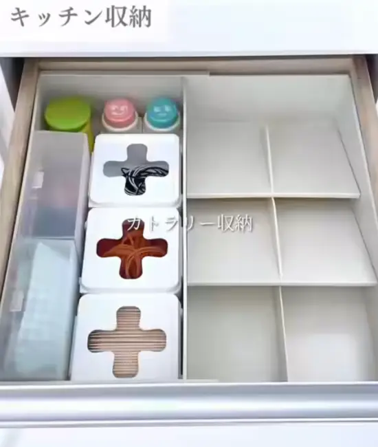 すっきりしたキッチンの引き出し