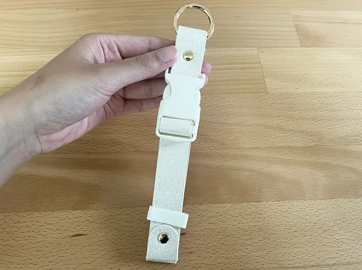 スリコ『ジャケットホルダー』の写真（撮影：grapeライフハック編集部）