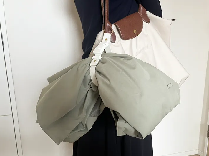 スリコ『ジャケットホルダー』の写真（撮影：grapeライフハック編集部）