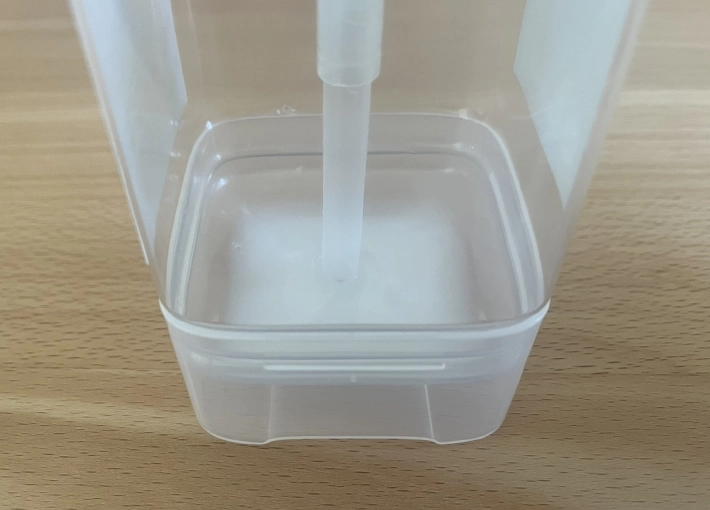 ハンドソープを入れた『残さず使えるエコボトル』の写真（撮影：grapeライフハック編集部）