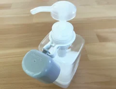 『残さず使えるエコボトル』の写真（撮影：grapeライフハック編集部）