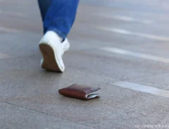 財布の落とし物の写真