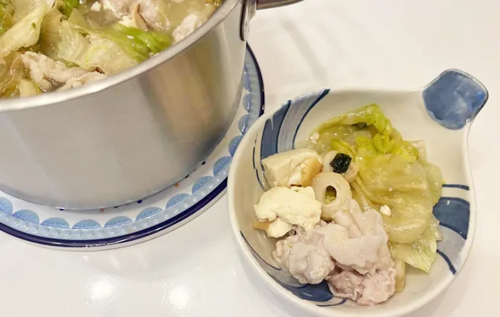 『豚しゃぶとレタスの小鍋』の完成写真（撮影：エニママ）