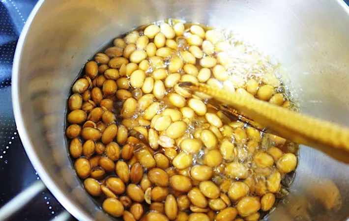 『リメイク豆バニラ』を作る写真（撮影：エニママ）