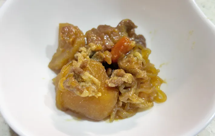 『肉じゃが』の写真（撮影：エニママ）