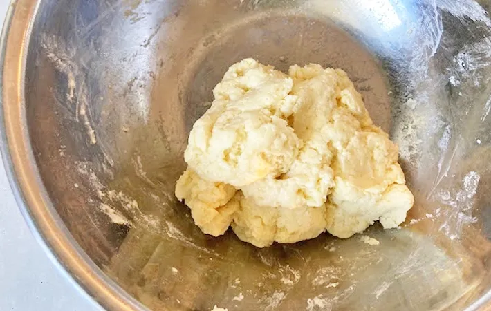 『ちぎりパン』を作る写真（撮影：エニママ）