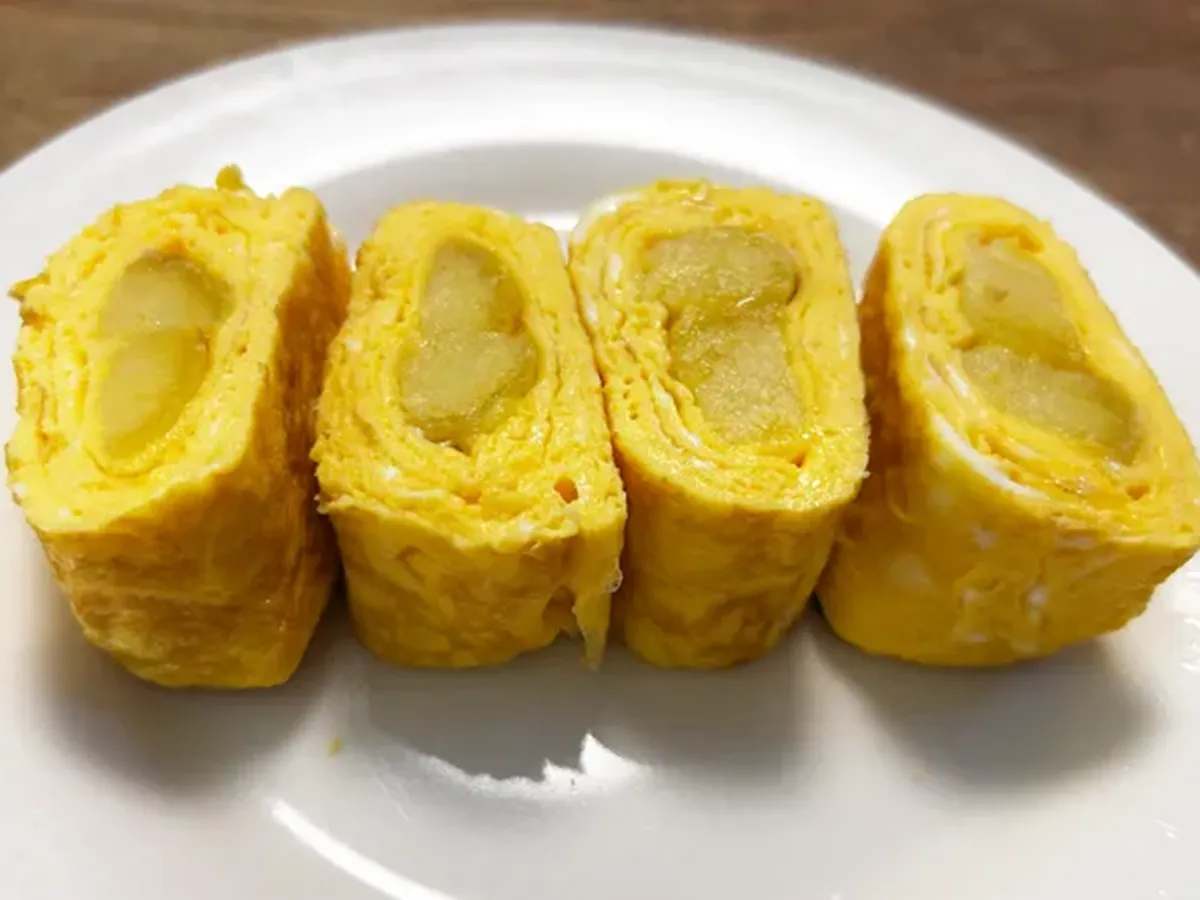 『焼き芋入り玉子焼き』の完成写真(撮影:エニママ)