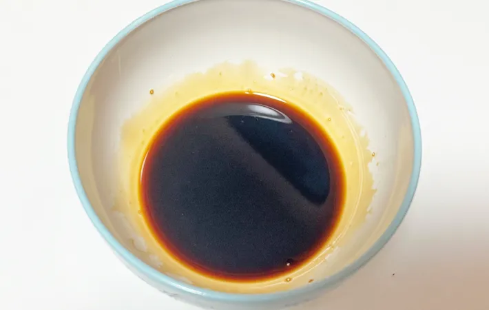 『餅ベーコン』を作る写真（撮影：エニママ）