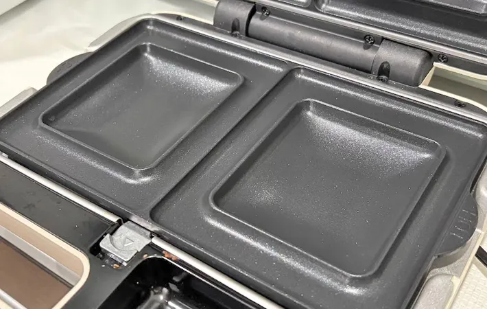 『ホットサンドメーカー』の写真（撮影：キジカク）