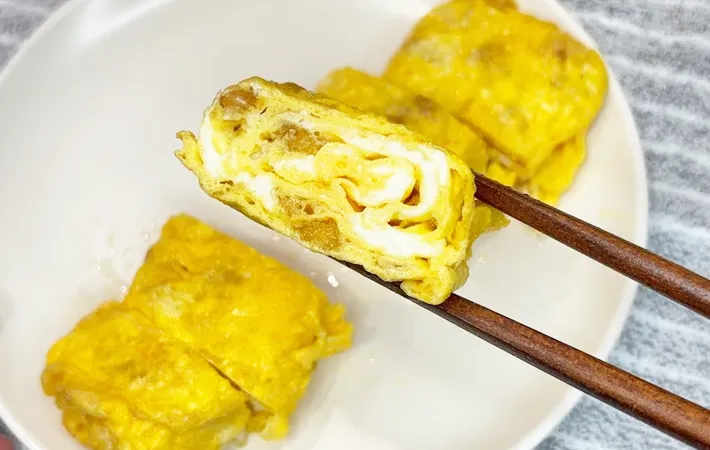 『かっぱえびせん入り卵焼き』の完成写真（撮影：キジカク）