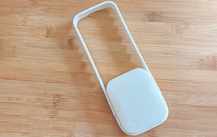 『壁掛けハンガー用フック』の写真（撮影：キジカク）