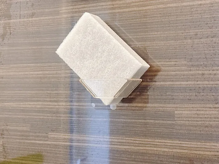 『セリア　水が切れる石けんトレー』を使っている写真（撮影：キジカク）