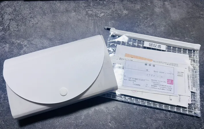 ダイソーのドキュメントファイルと小さなケース（画像提供：熊田朱実）