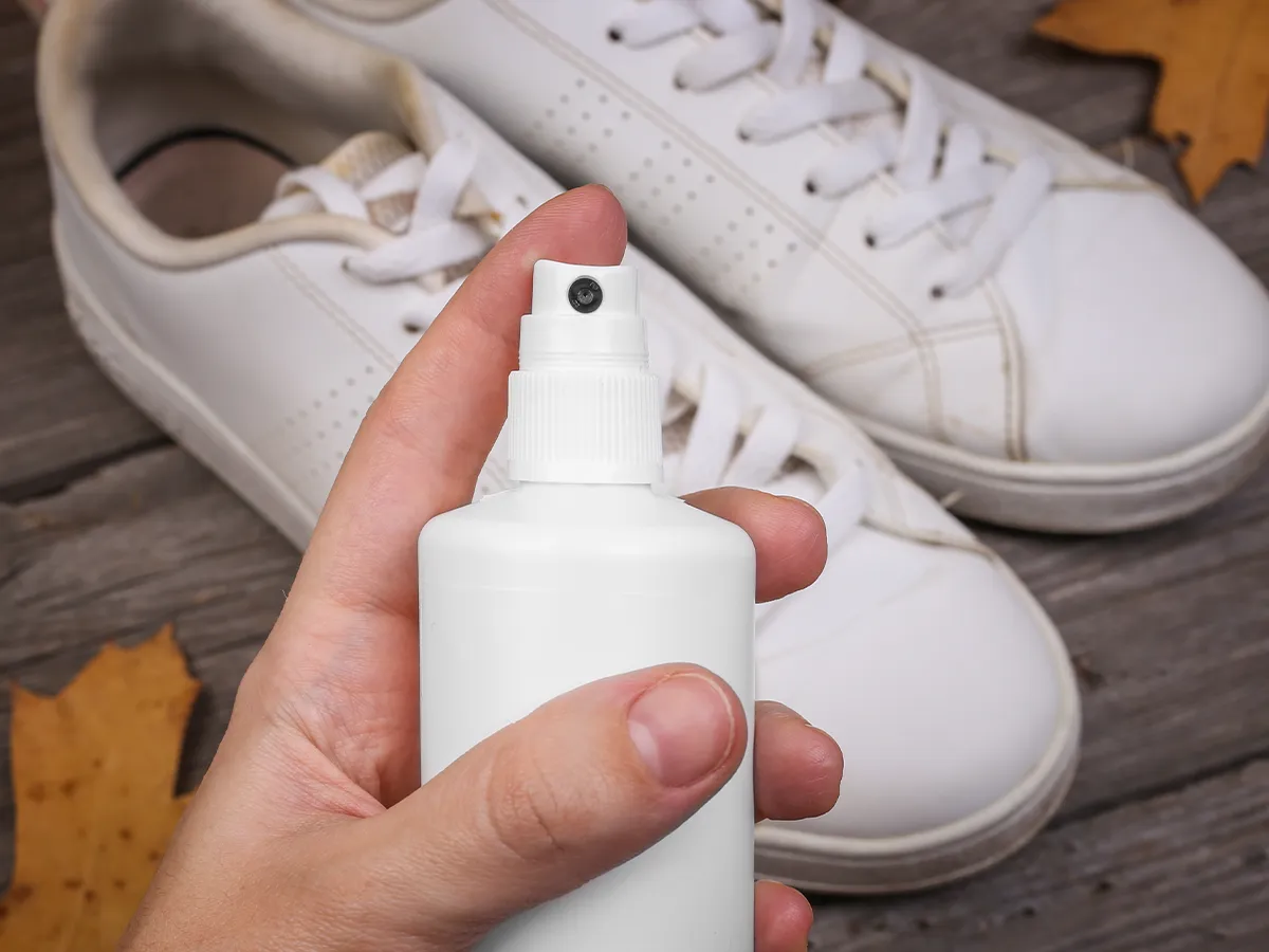 白スニーカーの写真