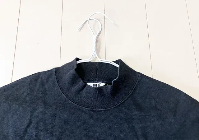 ハンガーとトップス（撮影：grapeライフハック編集部）