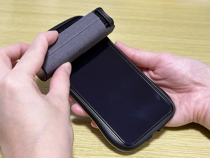 『ダイソー』の『スクリーンクリーナー』紹介画像（撮影：grapeライフハック編集部）