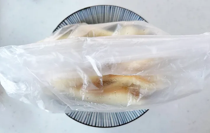 『アイラップで作る揚げないポテト』を作る写真（撮影：エニママ）