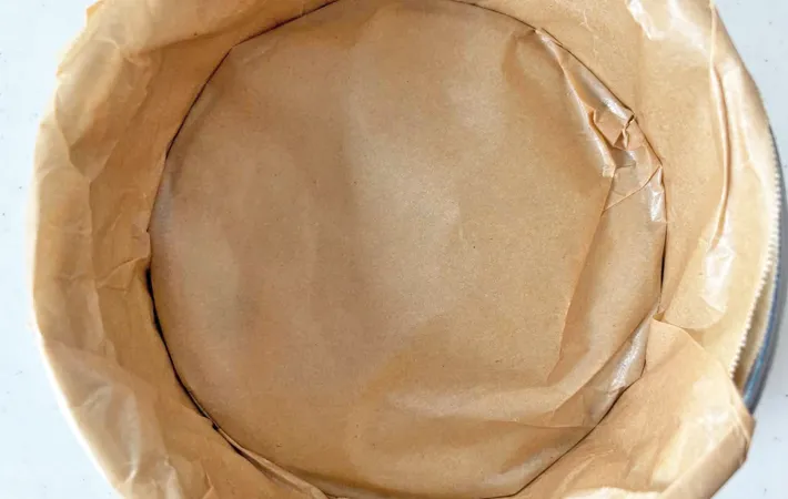 『材料3つのシェアガトーショコラ』の型の写真（撮影：エニママ）