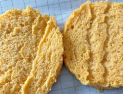 『簡単スポンジケーキ』の完成写真（撮影：エニママ）