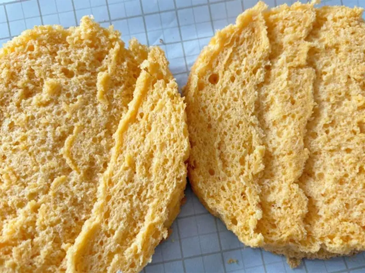 『簡単スポンジケーキ』の完成写真(撮影:エニママ)