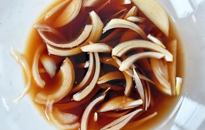 『豆腐の卵とじ』を作る写真（撮影：エニママ）