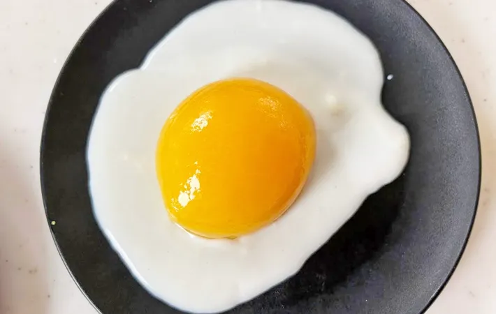 『牛乳寒天』を作る写真（撮影：エニママ）