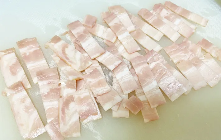 『まるごとたまねぎのスープ野菜』を作る写真（撮影：エニママ）