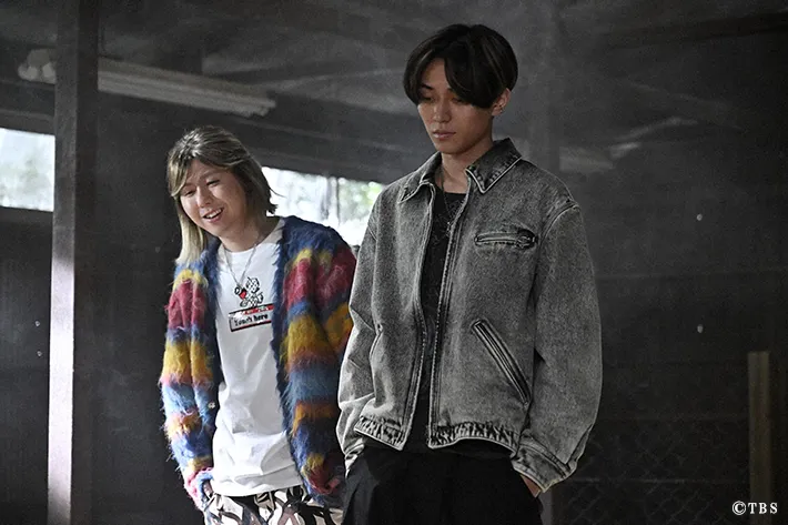 『リブート』に出演する永瀬廉さんが写る場面写真