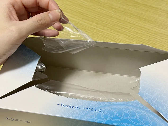 ティッシュ箱の画像（撮影：grapeライフハック編集部）