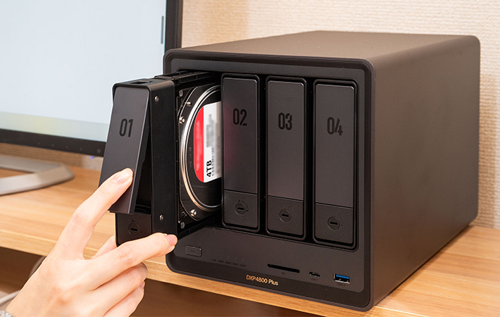 UGREEN NASync DXP4800 Plus
