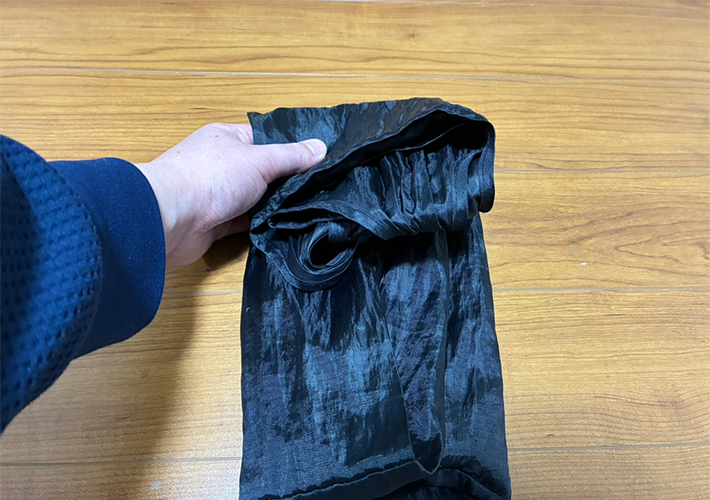 エコバッグのたたみ方（撮影：grapeライフハック編集部）