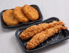 コロッケとエビフライの写真