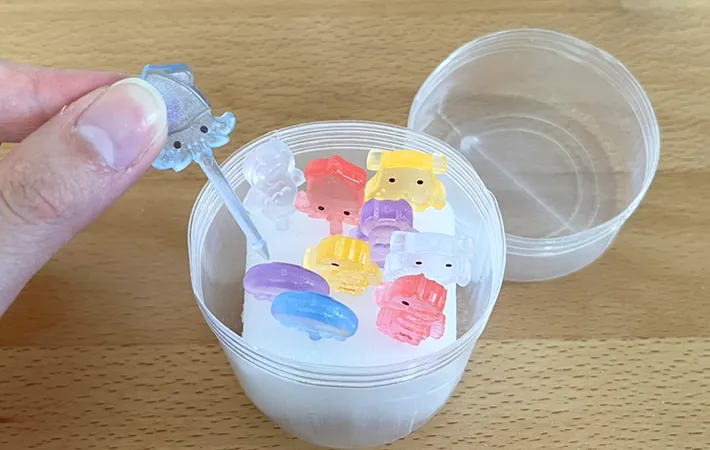 収納したお弁当用ピックの写真（撮影：grapeライフハック編集部）