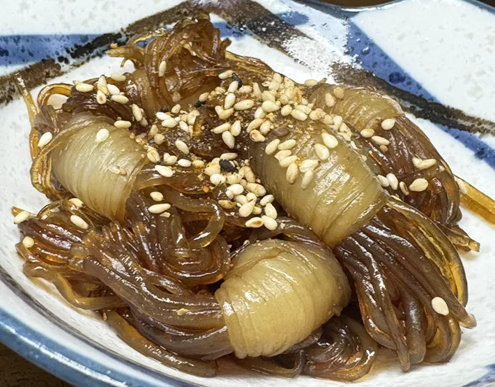 結びしらたきのきんぴらレシピ（撮影：grapeフード編集部）