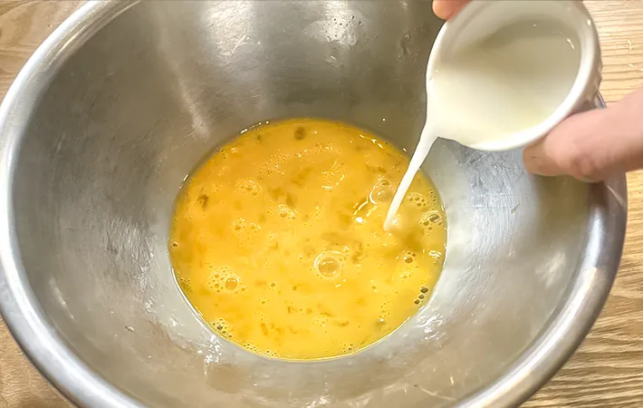 『薄くても破れない薄焼き卵』の作り方の写真