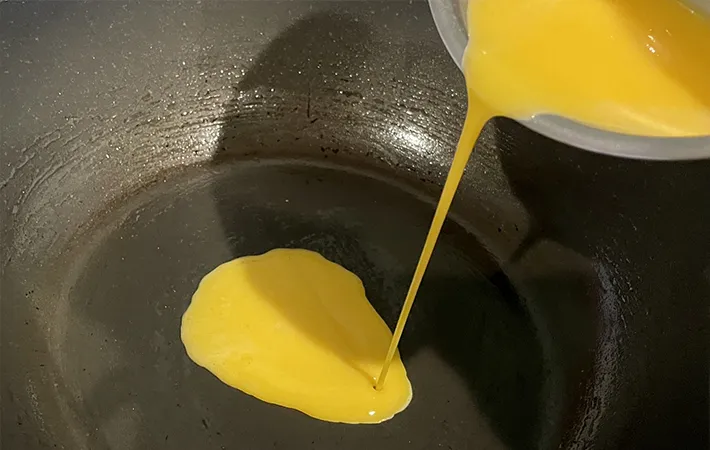 『薄くても破れない薄焼き卵』の作り方の写真