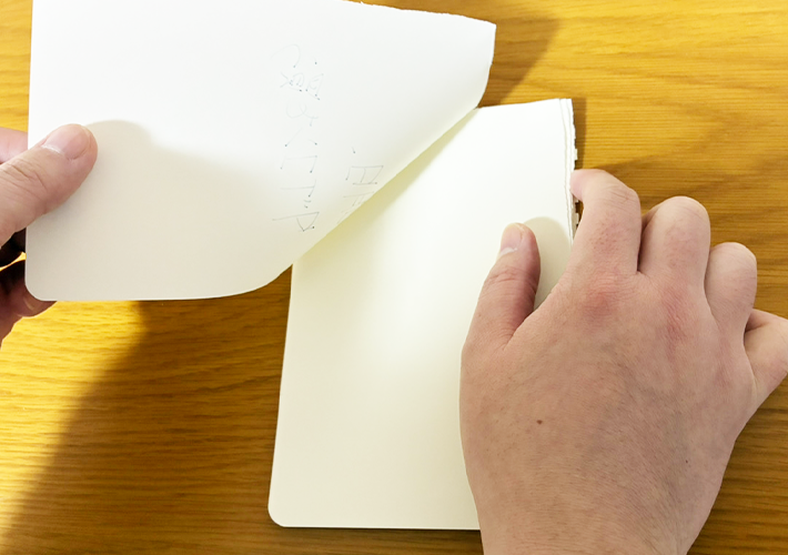 メモ帳の作り方（撮影：grapeライフハック編集部）