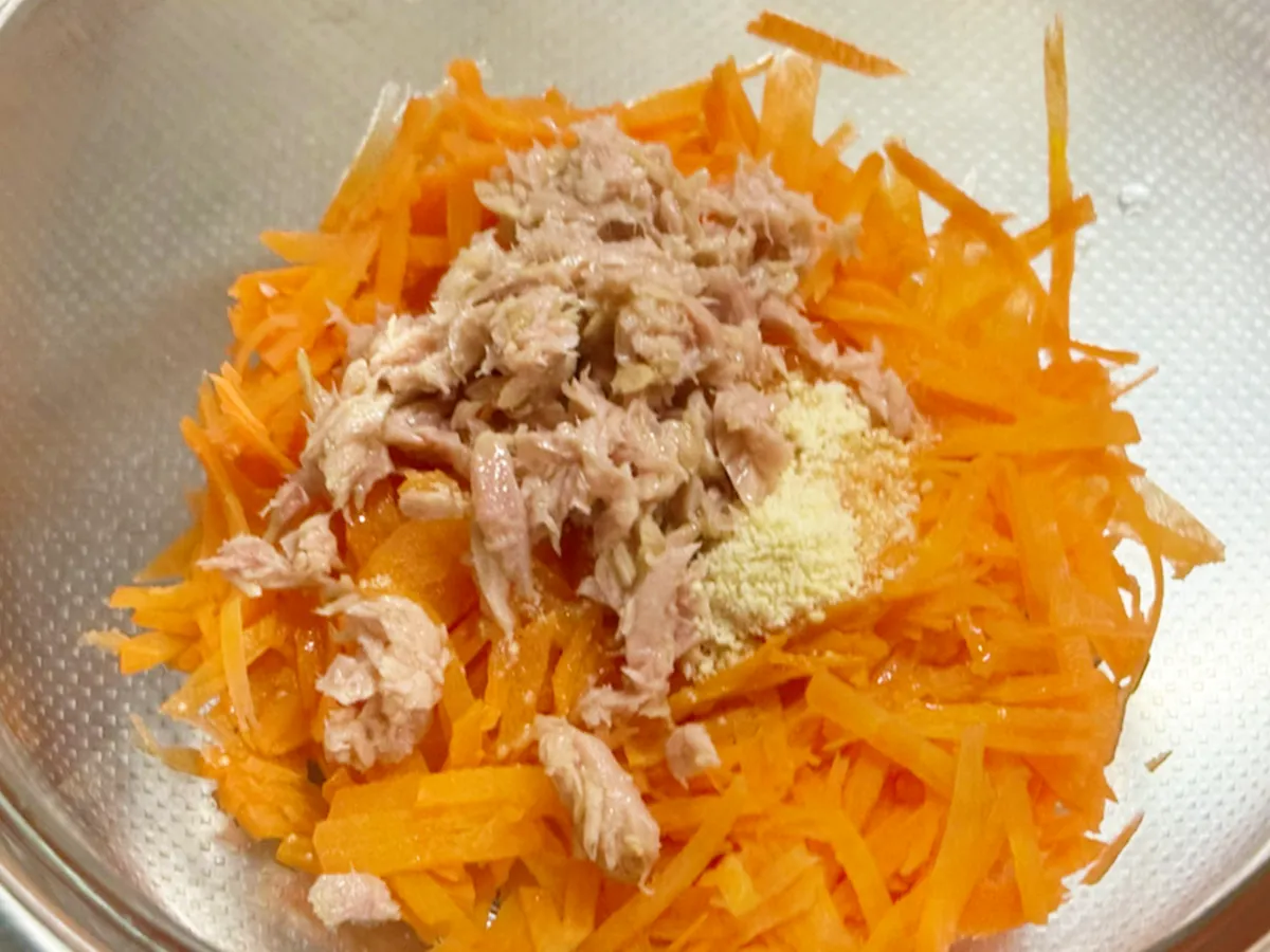 やみつき無限にんじんの作り方（撮影：grapeフード編集部）