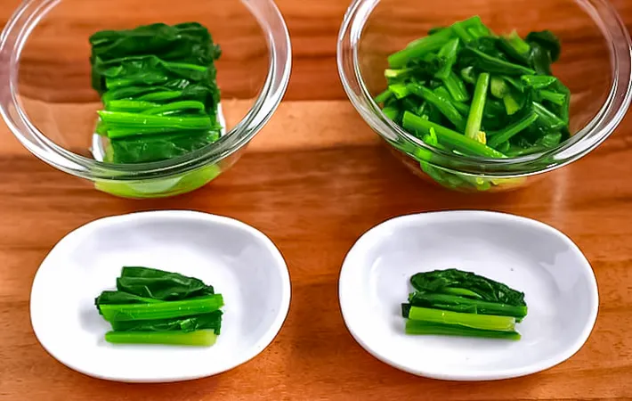 ゆでたほうれん草の写真（撮影：小泉明代）