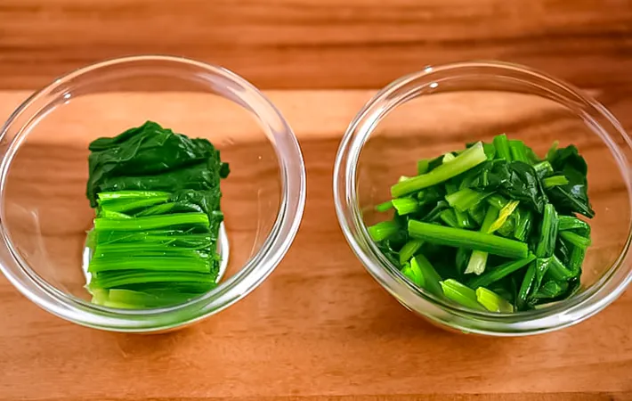 ゆでたほうれん草の写真（撮影：小泉明代）