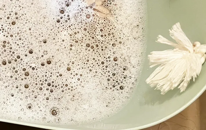 『つけ置きしたバスマット』の写真（撮影：Heulie）