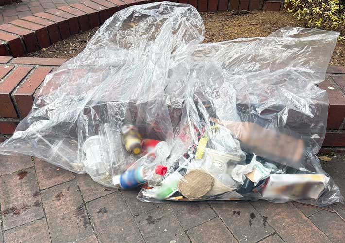 ゴミの写真（撮影：grape編集部）