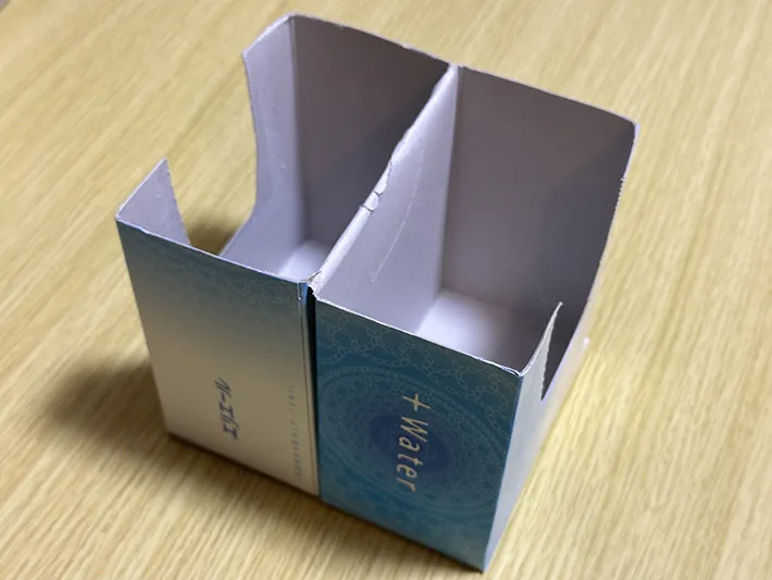 ティッシュの空箱をレターラックにする活用法の画像（撮影：grapeライフハック編集部）