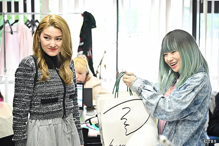 『リブート』に出演する上野鈴華さんが写る場面写真