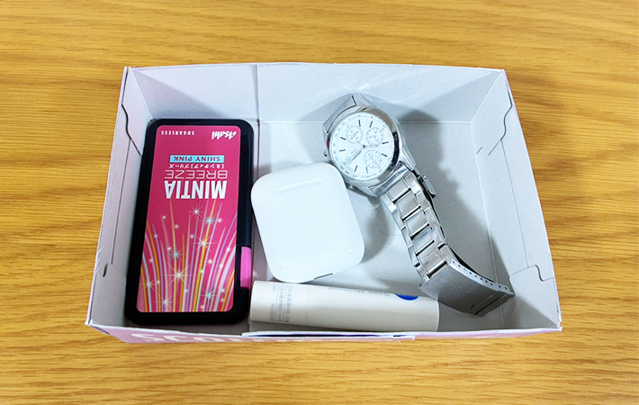 箱ティッシュで収納箱を作る裏ワザ写真（撮影：grapeライフハック編集部）