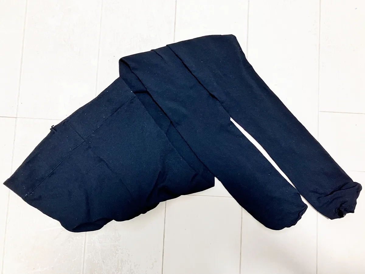 黒いタイツ(撮影:grapeライフハック編集部)