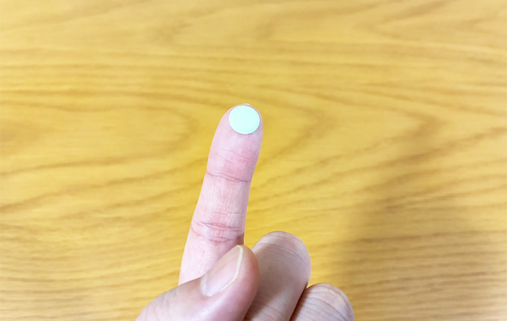 セリアの蓄光シールの便利な使い方紹介画像（撮影：grapeライフハック編集部）