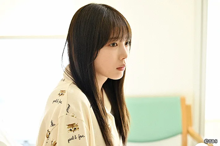 『リブート』に出演する与田祐希さんが写る場面写真